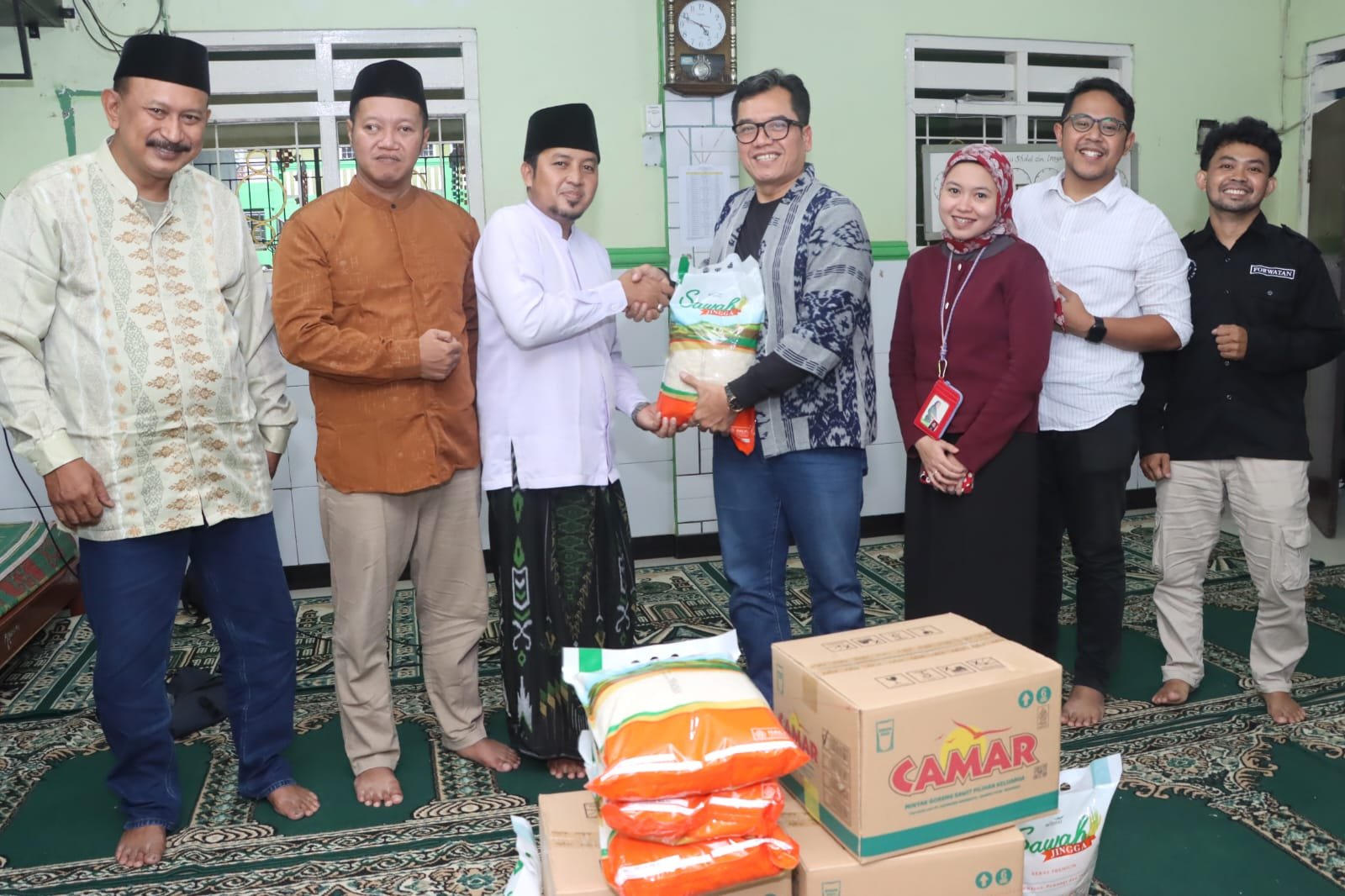 Forwatan dan Industri Sawit Hadirkan Kebahagiaan Ramadan untuk Anak Yatim
